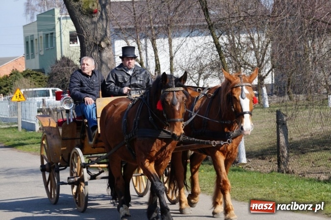 Zdjęcie w galerii na portalu naszraciborz.pl: Zawada Książęca - nadodrzańska procesja wielkanocna  wiadomości z regionu