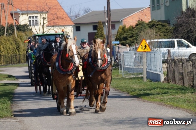 Zdjęcie w galerii na portalu naszraciborz.pl: Zawada Książęca - nadodrzańska procesja wielkanocna  wiadomości z regionu
