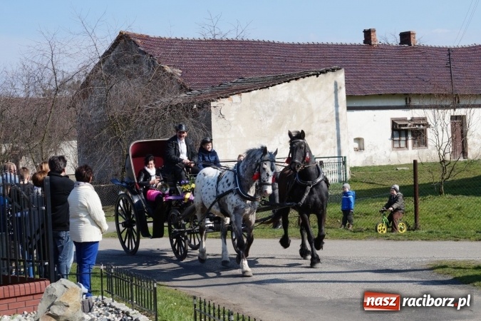 Zdjęcie w galerii na portalu naszraciborz.pl: Zawada Książęca - nadodrzańska procesja wielkanocna  wiadomości z regionu