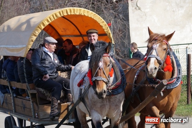Zdjęcie w galerii na portalu naszraciborz.pl: Zawada Książęca - nadodrzańska procesja wielkanocna  wiadomości z regionu