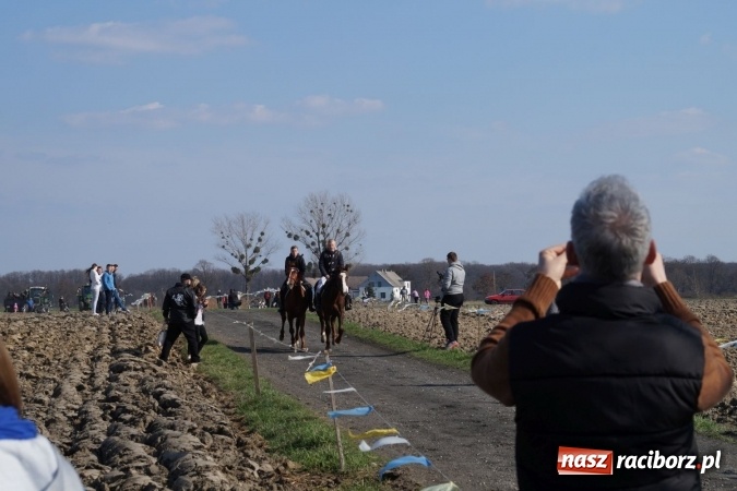 Zdjęcie w galerii na portalu naszraciborz.pl: Zawada Książęca - nadodrzańska procesja wielkanocna  wiadomości z regionu