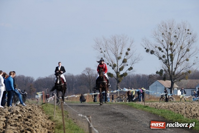 Zdjęcie w galerii na portalu naszraciborz.pl: Zawada Książęca - nadodrzańska procesja wielkanocna  wiadomości z regionu