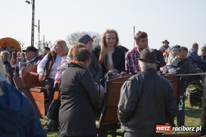 Zdjęcie w galerii na portalu naszraciborz.pl: Zawada Książęca - nadodrzańska procesja wielkanocna  wiadomości z regionu