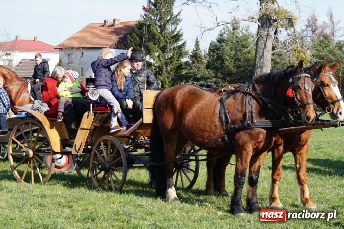 Zdjęcie w galerii na portalu naszraciborz.pl: Zawada Książęca - nadodrzańska procesja wielkanocna  wiadomości z regionu