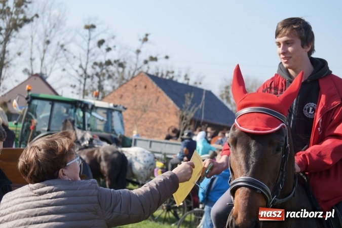 Zdjęcie w galerii na portalu naszraciborz.pl: Zawada Książęca - nadodrzańska procesja wielkanocna  wiadomości z regionu