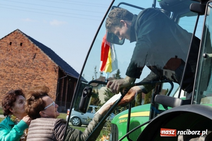 Zdjęcie w galerii na portalu naszraciborz.pl: Zawada Książęca - nadodrzańska procesja wielkanocna  wiadomości z regionu