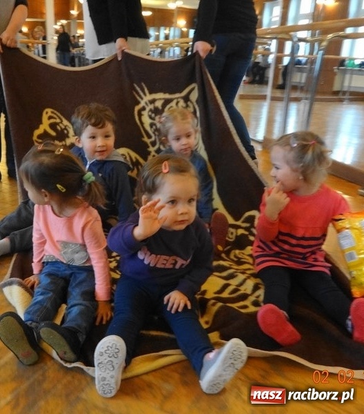 Zdjęcie w galerii na portalu naszraciborz.pl: Fiku-miku przywitało wiosnę  wiadomości z regionu