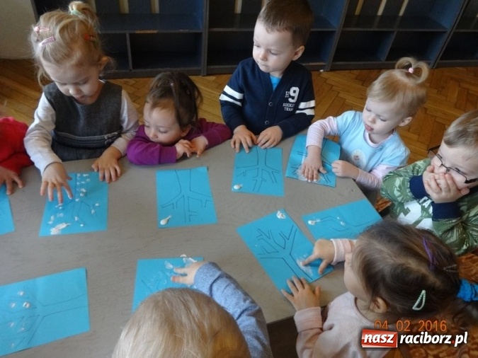 Zdjęcie w galerii na portalu naszraciborz.pl: Fiku-miku przywitało wiosnę  wiadomości z regionu