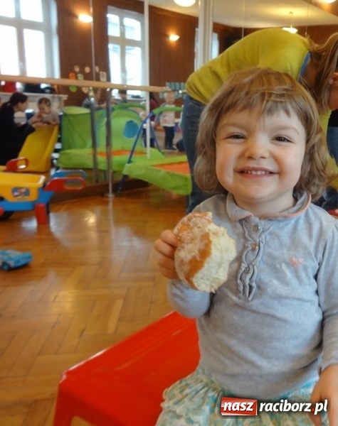 Zdjęcie w galerii na portalu naszraciborz.pl: Fiku-miku przywitało wiosnę  wiadomości z regionu