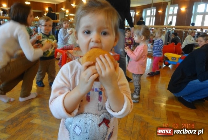 Zdjęcie w galerii na portalu naszraciborz.pl: Fiku-miku przywitało wiosnę  wiadomości z regionu