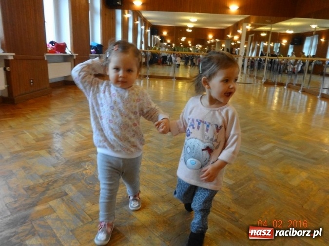 Zdjęcie w galerii na portalu naszraciborz.pl: Fiku-miku przywitało wiosnę  wiadomości z regionu