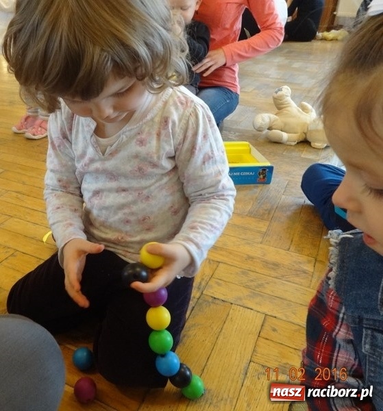 Zdjęcie w galerii na portalu naszraciborz.pl: Fiku-miku przywitało wiosnę  wiadomości z regionu