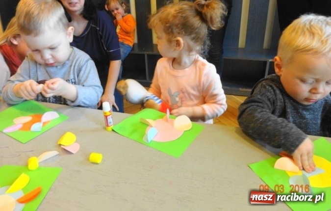 Zdjęcie w galerii na portalu naszraciborz.pl: Fiku-miku przywitało wiosnę  wiadomości z regionu