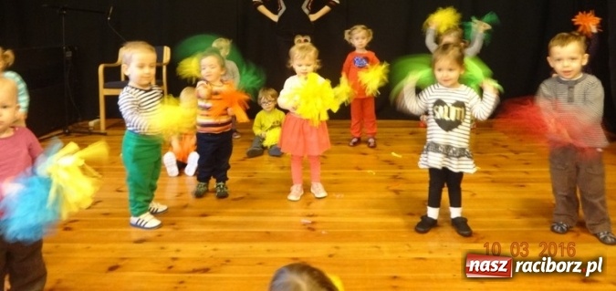 Zdjęcie w galerii na portalu naszraciborz.pl: Fiku-miku przywitało wiosnę  wiadomości z regionu