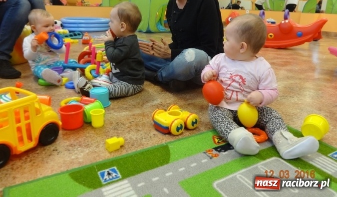 Zdjęcie w galerii na portalu naszraciborz.pl: Fiku-miku przywitało wiosnę  wiadomości z regionu