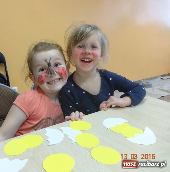 Zdjęcie w galerii na portalu naszraciborz.pl: Fiku-miku przywitało wiosnę  wiadomości z regionu