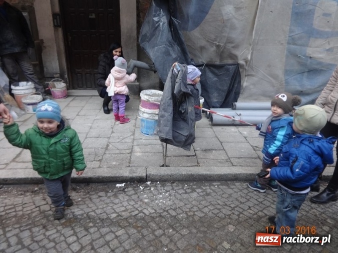 Zdjęcie w galerii na portalu naszraciborz.pl: Fiku-miku przywitało wiosnę  wiadomości z regionu