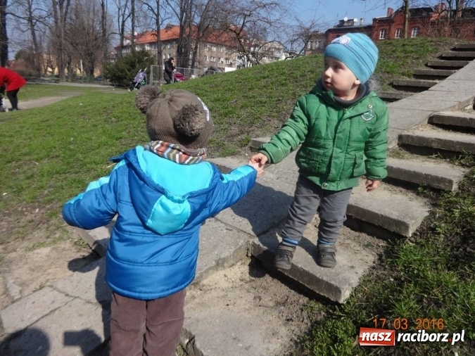 Zdjęcie w galerii na portalu naszraciborz.pl: Fiku-miku przywitało wiosnę  wiadomości z regionu