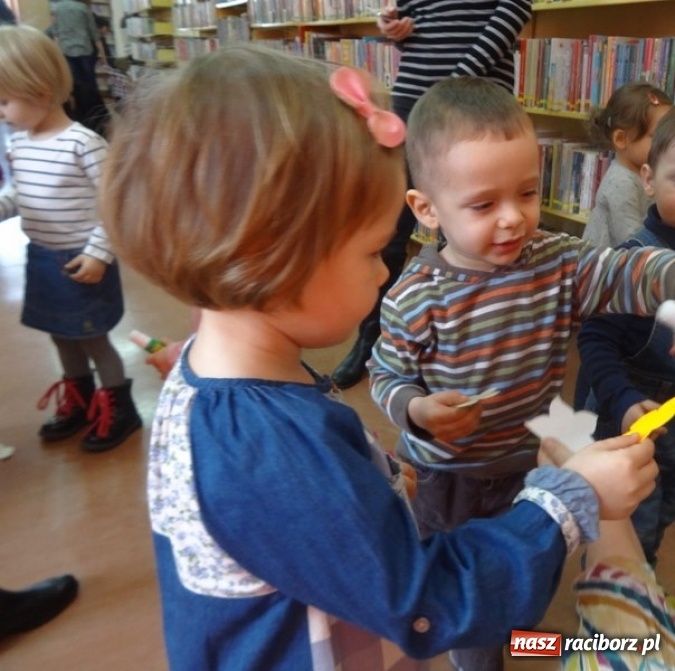 Zdjęcie w galerii na portalu naszraciborz.pl: Fiku-miku przywitało wiosnę  wiadomości z regionu