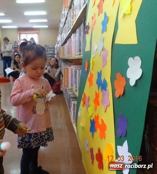 Zdjęcie w galerii na portalu naszraciborz.pl: Fiku-miku przywitało wiosnę  wiadomości z regionu