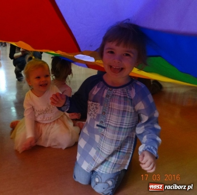 Zdjęcie w galerii na portalu naszraciborz.pl: Fiku-miku przywitało wiosnę  wiadomości z regionu