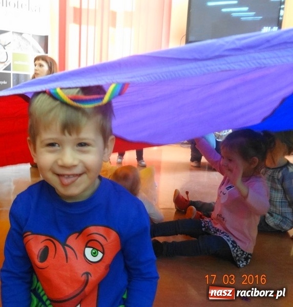 Zdjęcie w galerii na portalu naszraciborz.pl: Fiku-miku przywitało wiosnę  wiadomości z regionu