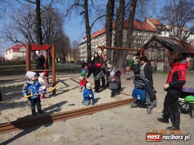 Zdjęcie w galerii na portalu naszraciborz.pl: Fiku-miku przywitało wiosnę  wiadomości z regionu