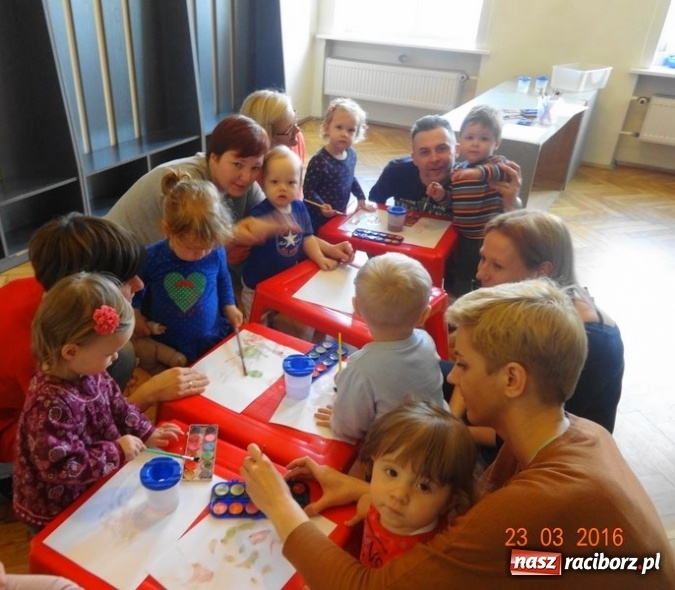 Zdjęcie w galerii na portalu naszraciborz.pl: Fiku-miku przywitało wiosnę  wiadomości z regionu