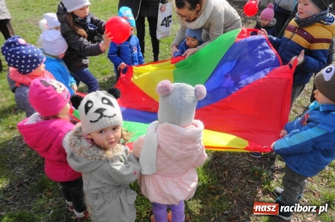 Zdjęcie w galerii na portalu naszraciborz.pl: Fiku-miku przywitało wiosnę  wiadomości z regionu