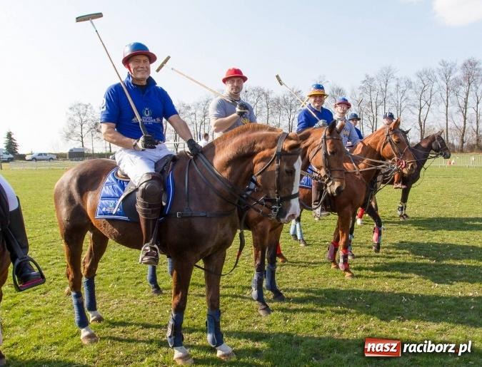 Zdjęcie w galerii na portalu naszraciborz.pl: Wielkanocny festyn konny w Pietrowicach Wielkich wiadomości z regionu