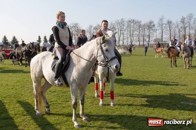 Zdjęcie w galerii na portalu naszraciborz.pl: Wielkanocny festyn konny w Pietrowicach Wielkich wiadomości z regionu