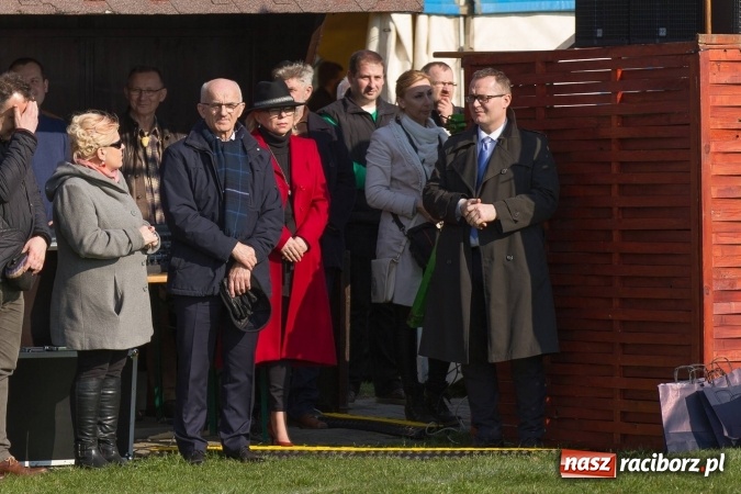 Zdjęcie w galerii na portalu naszraciborz.pl: Wielkanocny festyn konny w Pietrowicach Wielkich wiadomości z regionu