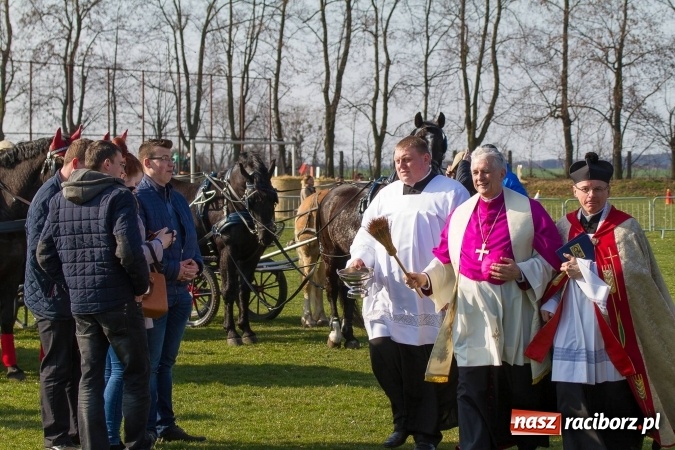 Zdjęcie w galerii na portalu naszraciborz.pl: Wielkanocny festyn konny w Pietrowicach Wielkich wiadomości z regionu