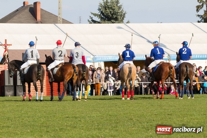 Zdjęcie w galerii na portalu naszraciborz.pl: Wielkanocny festyn konny w Pietrowicach Wielkich wiadomości z regionu