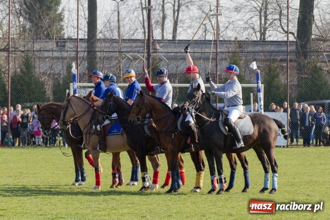 Zdjęcie w galerii na portalu naszraciborz.pl: Wielkanocny festyn konny w Pietrowicach Wielkich wiadomości z regionu