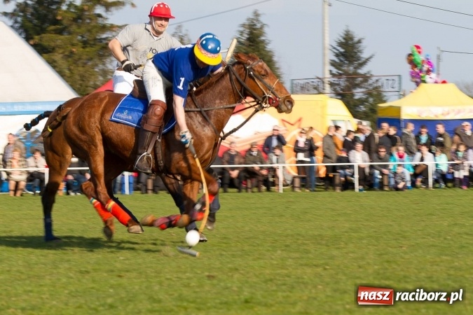Zdjęcie w galerii na portalu naszraciborz.pl: Wielkanocny festyn konny w Pietrowicach Wielkich wiadomości z regionu