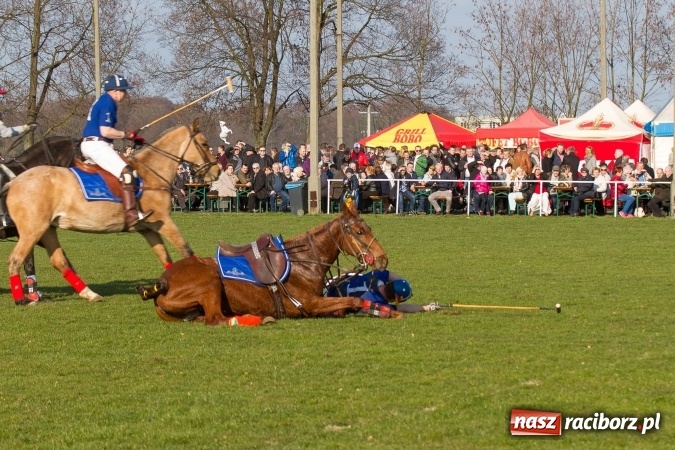 Zdjęcie w galerii na portalu naszraciborz.pl: Wielkanocny festyn konny w Pietrowicach Wielkich wiadomości z regionu