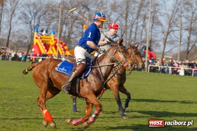 Zdjęcie w galerii na portalu naszraciborz.pl: Wielkanocny festyn konny w Pietrowicach Wielkich wiadomości z regionu