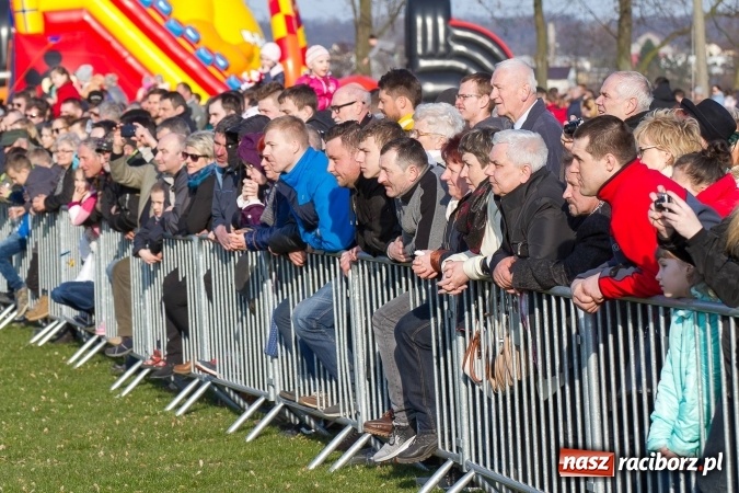 Zdjęcie w galerii na portalu naszraciborz.pl: Wielkanocny festyn konny w Pietrowicach Wielkich wiadomości z regionu