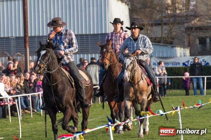 Zdjęcie w galerii na portalu naszraciborz.pl: Wielkanocny festyn konny w Pietrowicach Wielkich wiadomości z regionu