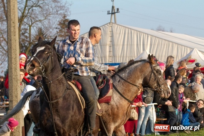 Zdjęcie w galerii na portalu naszraciborz.pl: Wielkanocny festyn konny w Pietrowicach Wielkich wiadomości z regionu