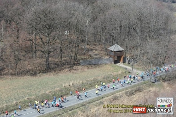 Zdjęcie w galerii na portalu naszraciborz.pl: Rafakowcy zainaugurowali sezon biegowy w Sobótce wiadomości z regionu