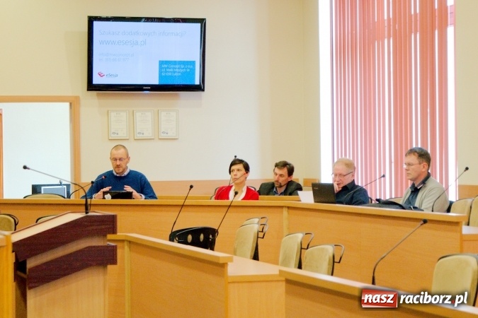 Zdjęcie w galerii na portalu naszraciborz.pl: Raciborscy radni zapoznali się z systemem eSesja wiadomości z regionu