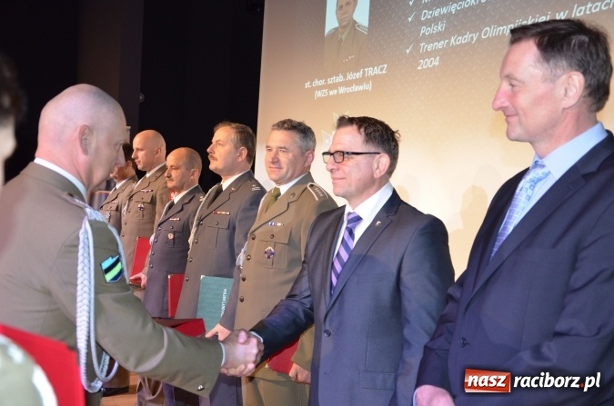 Zdjęcie w galerii na portalu naszraciborz.pl: Grzegorz Pieronkiewicz na Gali Sportu Wojskowego wiadomości z regionu
