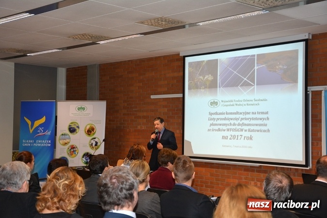 Zdjęcie w galerii na portalu naszraciborz.pl: Fundusz dla samorząd&oacute;w - spotkanie konsultacyjne wiadomości z regionu