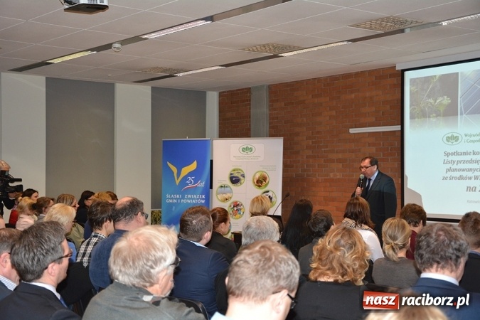 Zdjęcie w galerii na portalu naszraciborz.pl: Fundusz dla samorząd&oacute;w - spotkanie konsultacyjne wiadomości z regionu