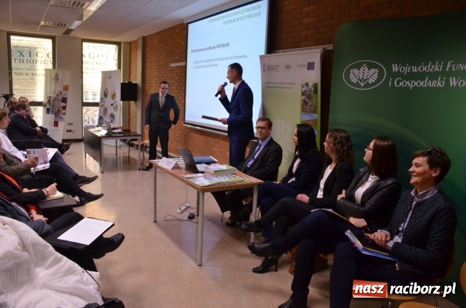 Zdjęcie w galerii na portalu naszraciborz.pl: Konsultacje z udziałem przedsiębiorców i spółdzielców wiadomości z regionu