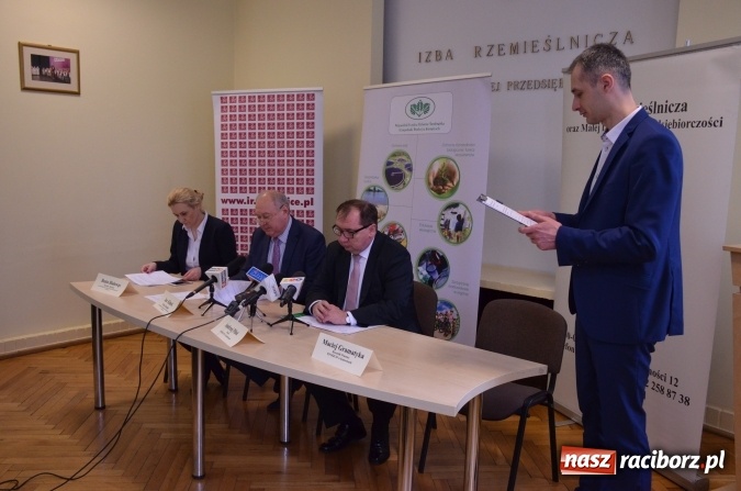 Zdjęcie w galerii na portalu naszraciborz.pl: Porozumienie o współpracy Funduszu z Izbą Rzemieślniczą w Katowicach  wiadomości z regionu