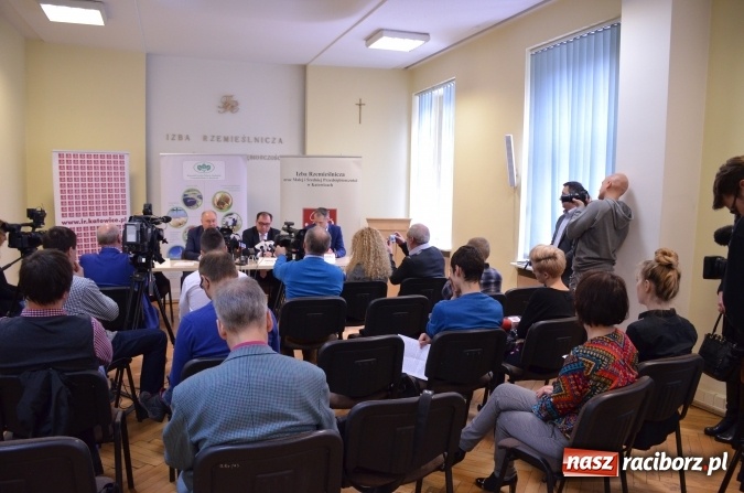 Zdjęcie w galerii na portalu naszraciborz.pl: Porozumienie o współpracy Funduszu z Izbą Rzemieślniczą w Katowicach  wiadomości z regionu