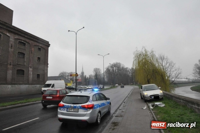 Zdjęcie w galerii na portalu naszraciborz.pl: Odrostrada bezlitosna dla miłośników szybkiej jazdy wiadomości z regionu